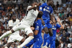 西甲强弱对决！赫塔费主场迎战皇马，卫冕冠军能否延续强势冲击榜首？