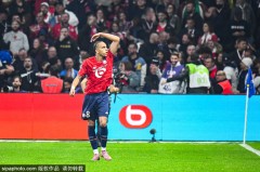 法甲-门德斯任意球姆巴佩弟弟弑旧主绝平 巴黎1-1里尔