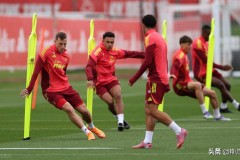 纽卡主场迎战8轮不胜的森林，波帅帅位悬了？